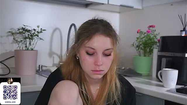 Chat XXX Live Sairallyn