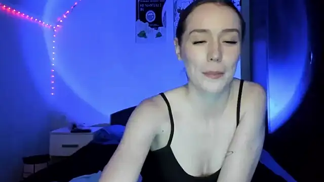 Chat XXX en directo de tinyglow