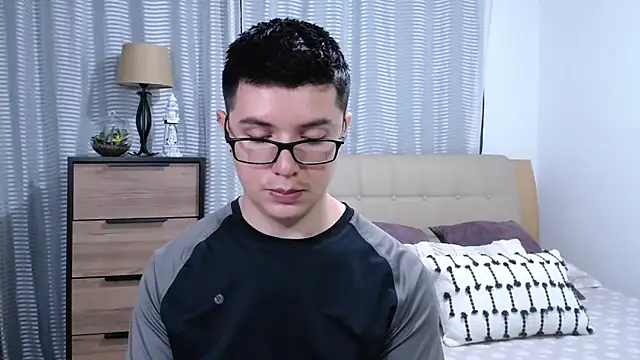 Chat +18 de BlackFoXXX69 ao vivo