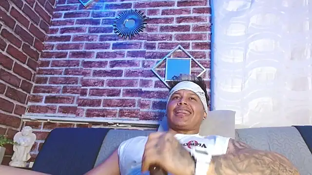แชท XXX สดของ jordan_bigcock_