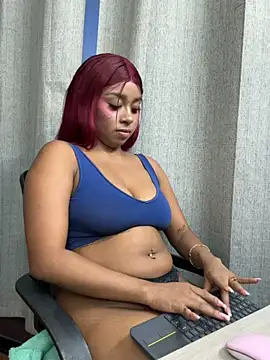 Kloe_rousse01's Live XXX Chat