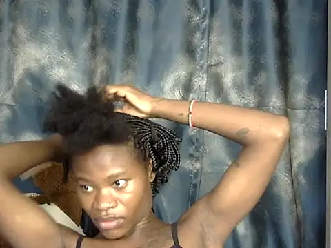 sweetblackbeauty001 লাইভ XXX চ্যাট