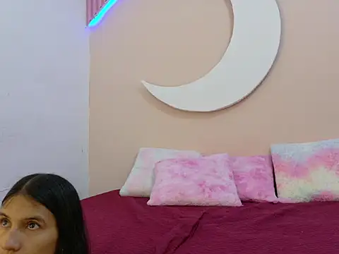 SamanthaLaurent Chat XXX in diretta