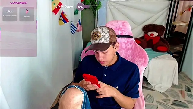 Top_and_bottom Chat XXX in diretta