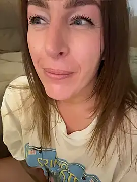 ChristinaSiemone XXX чат на живо