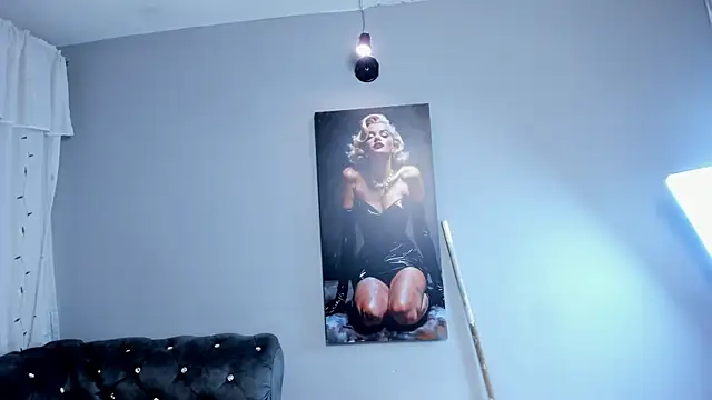 Zoe_Queens' Live XXX Chat