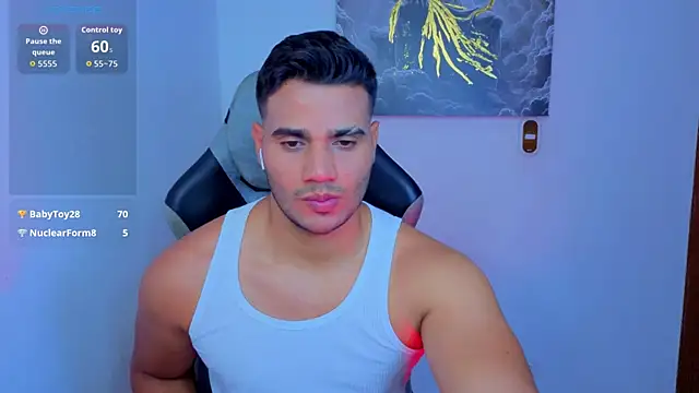 AndresRodriguez1 élő XXX-chatje