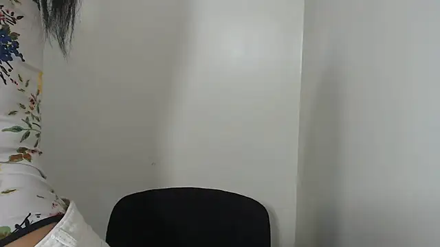 kateleyagrey Chat XXX in diretta