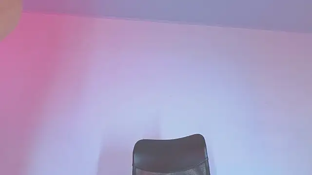nova_salvatore লাইভ XXX চ্যাট