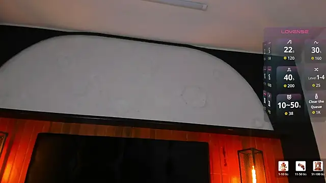 Cheys_Mast live XXX chat