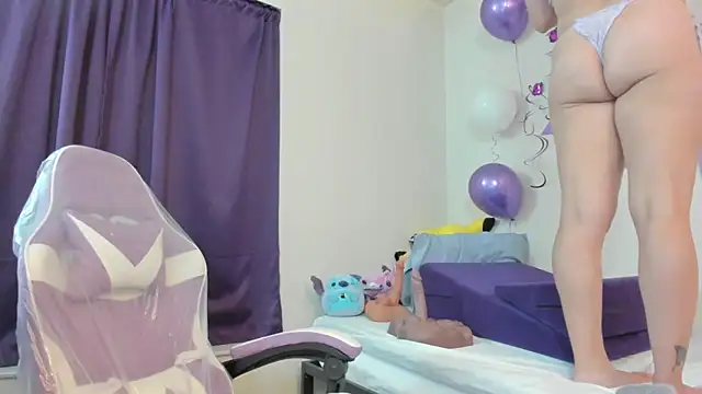 Bigt3ti's Live XXX Chat