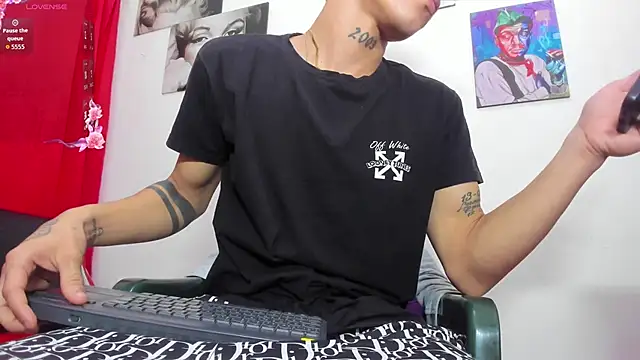 big_hot_boy_ Live XXX-Chat