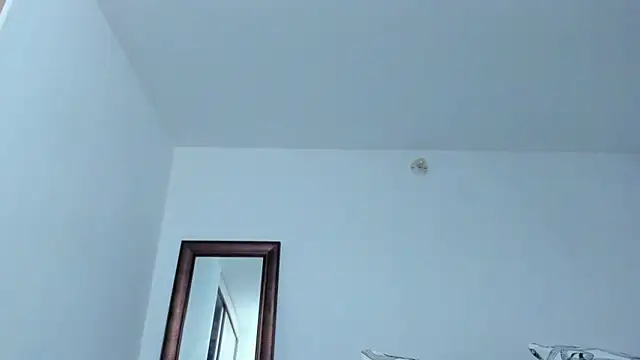 XXX chat uživo modela KingLevi01