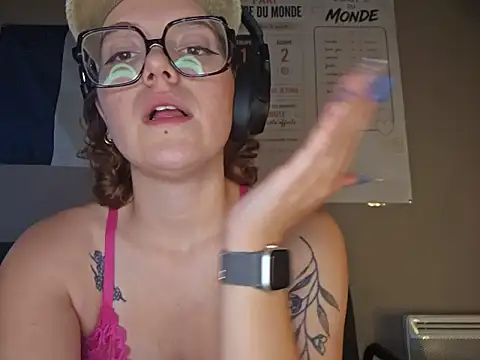 XXX chat uživo modela ju_juliette