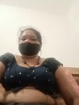 XXX chat uživo modela Menka_cut34