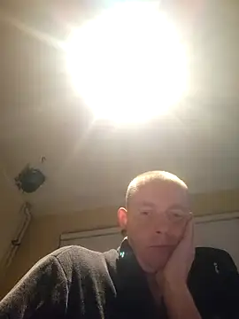 piercingpik Webcam Show