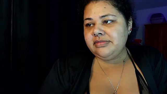 XXX chat uživo modela xlatinastar