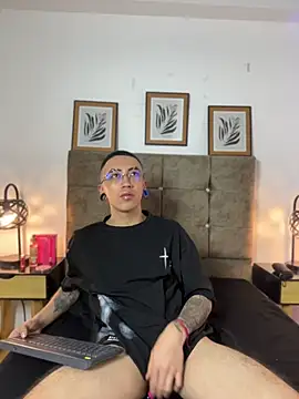 Yoshua_Smith_ 라이브 XXX 채팅