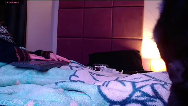 XXX chat uživo modela MeganTB