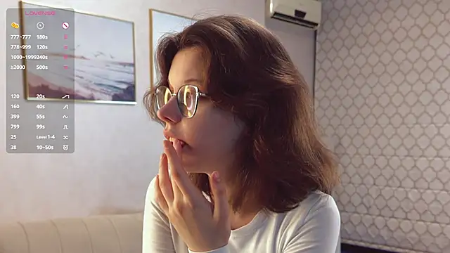 Xonalenei live XXX chat