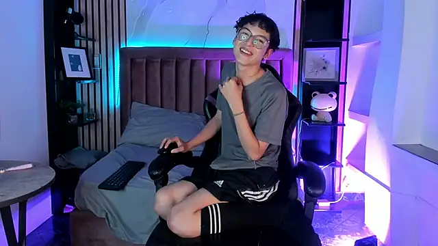 SthepanodiMonacon Live XXX chat