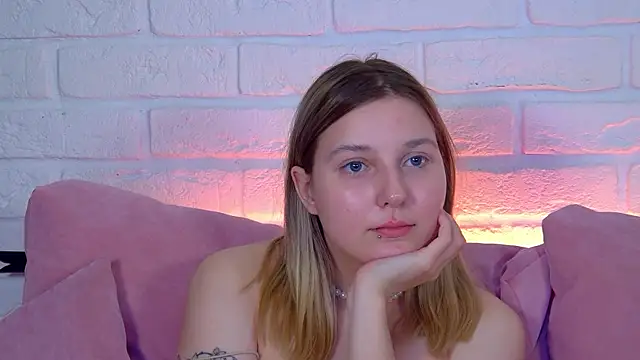 TinnaBurton's Live XXX Chat