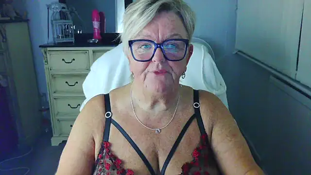 Chat XXX ao vivo de BridgetBlueEyes