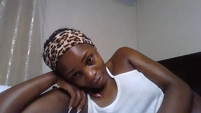 retahn Chat XXX live