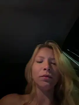 AnastasiaAniess' Live XXX Chat