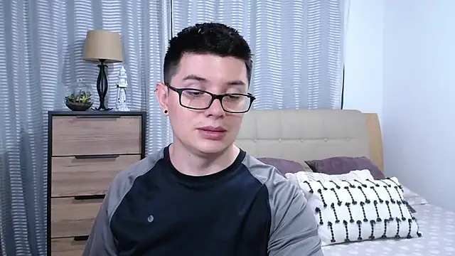 Chat +18 de BlackFoXXX69 ao vivo
