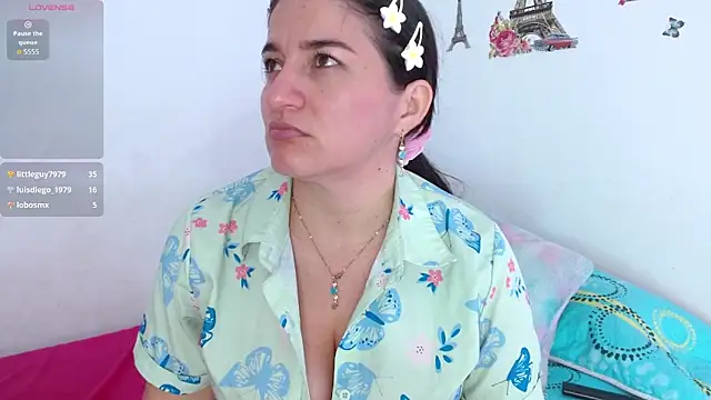 Emelyross_ – Naživo XXX chat
