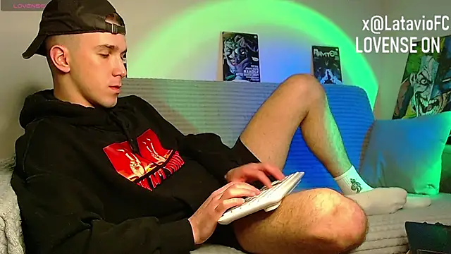 Midnighter_ Live XXX Chat