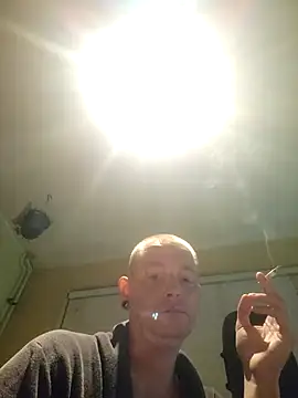 piercingpik webcam show