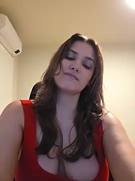 XXX chat uživo modela MiaRides19