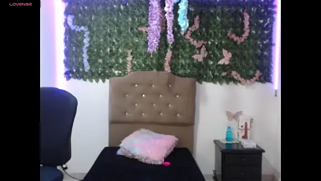 adara_cute_69のライブXXXチャット