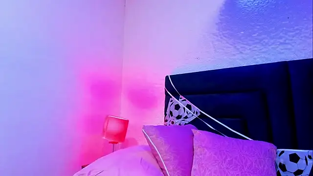 VictoriaRouge_'s Live XXX Chat
