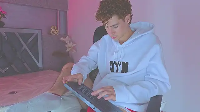 XXX chat uživo modela nova_salvatore