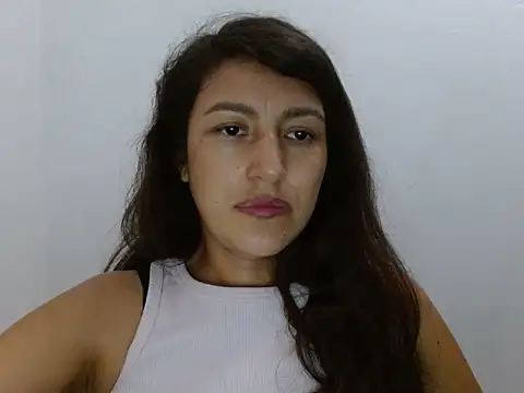 دردشة SarahFriendly الجنسية المباشرة