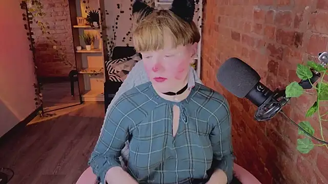 AuroraGlo – webcam-show