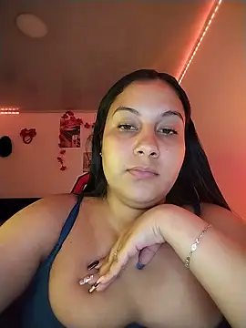 esmeralda_jadees' Live XXX Chat
