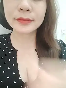 XXX chat uživo modela Cogai-nhutnhat