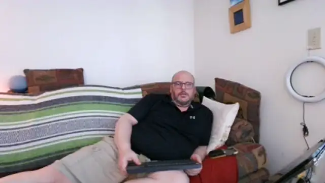 Chatroom XXX en direct de Ursulet_US