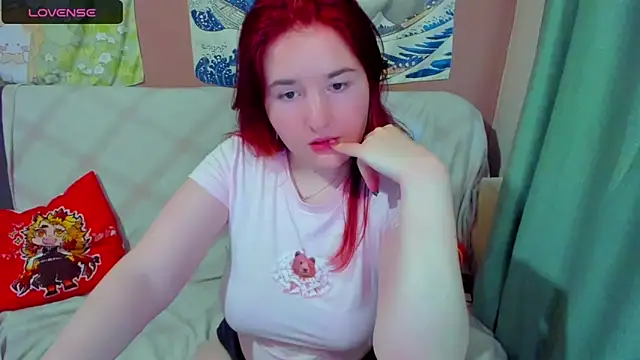 دردشة KittyOKitty الجنسية المباشرة
