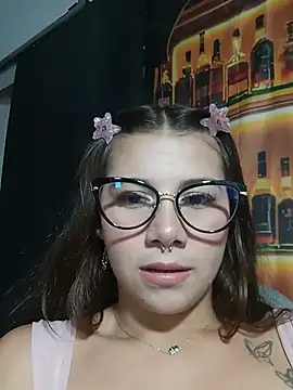 CharlotteSex_ Chat XXX in diretta