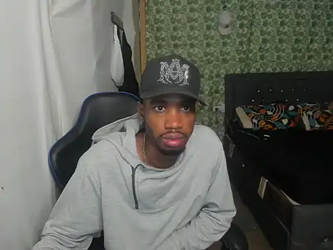 Chat XXX en directo de Kofi_exotic_2