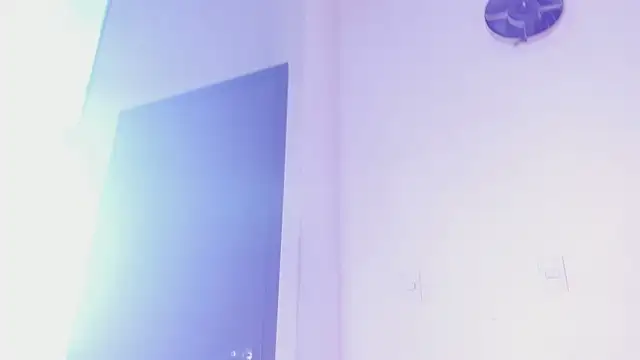 แชท XXX สดของ NaomiVelour