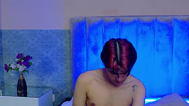 Chat XXX ao vivo de Derek_Sinn