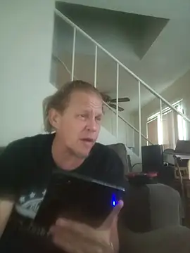 yourMasterisBoredのウェブカメラショー