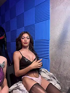 Bomb_Maddy live XXX chat