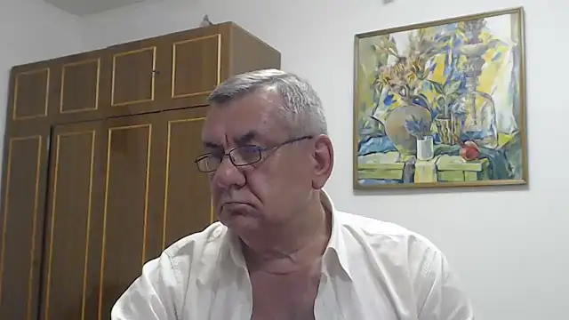 دردشة machomale3 الجنسية المباشرة